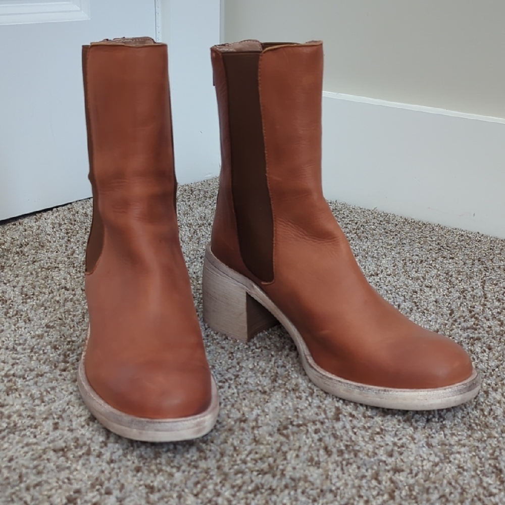 Free People Chelsea Boots
